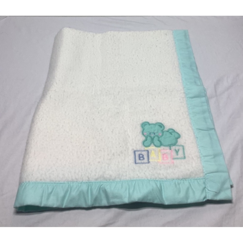 Vintage Cuddle Time White Acrylic Blanket Bear Baby Blocks Embroidered 36"x44"